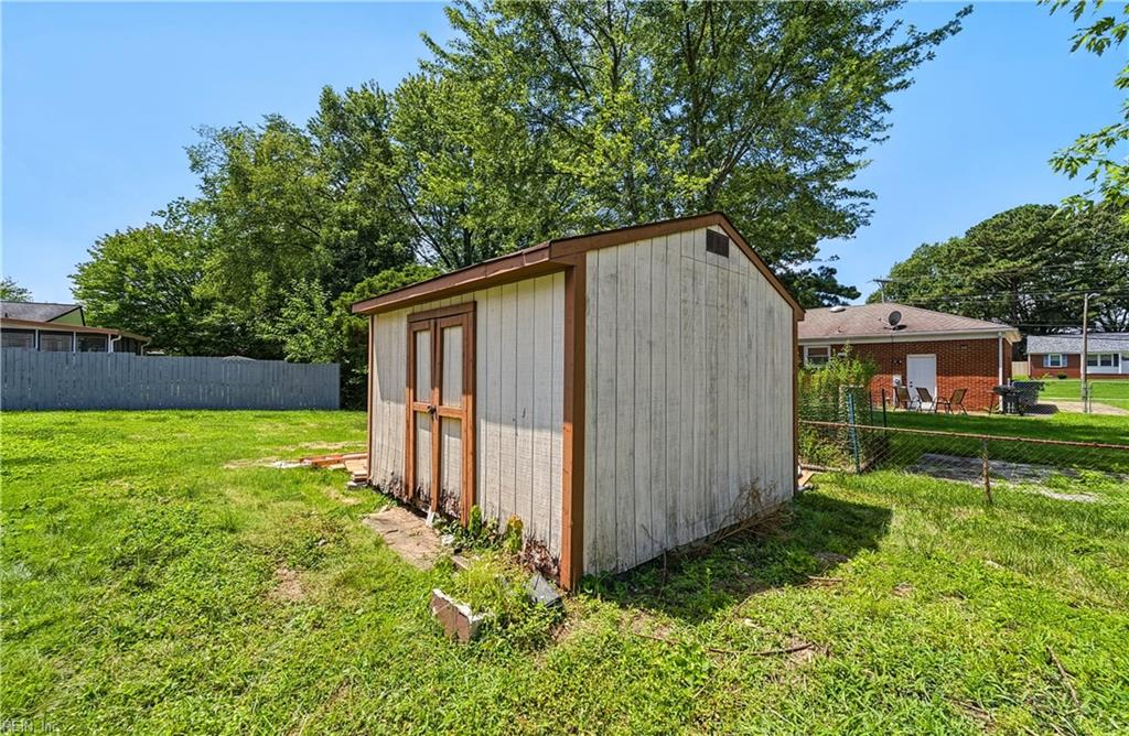 719 Mac Neil Dr Property Photo 31