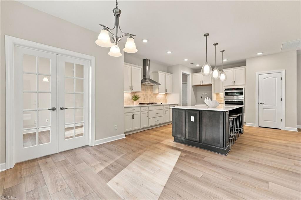 300 Rhapsody Dr Property Photo 18