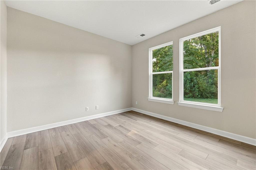 300 Rhapsody Dr Property Photo 29