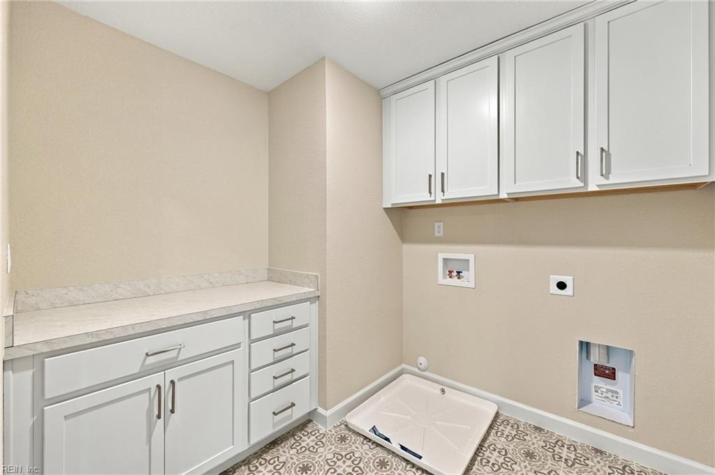 300 Rhapsody Dr Property Photo 33