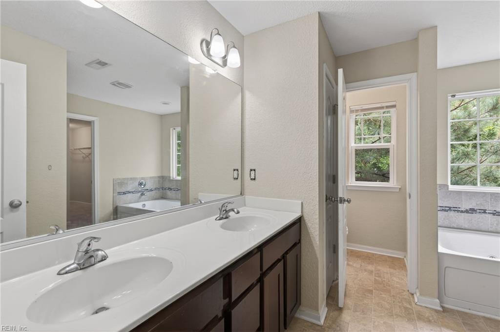 2147 Redgate Dr Property Photo 23