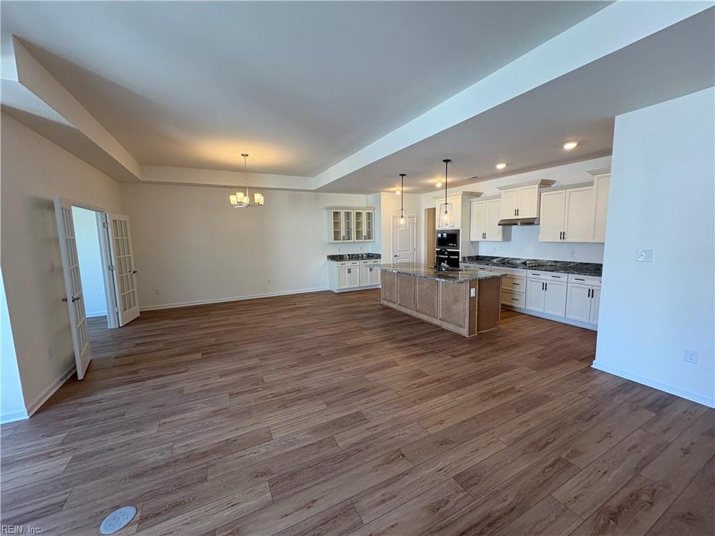 104 Cathedral St Property Photo 6