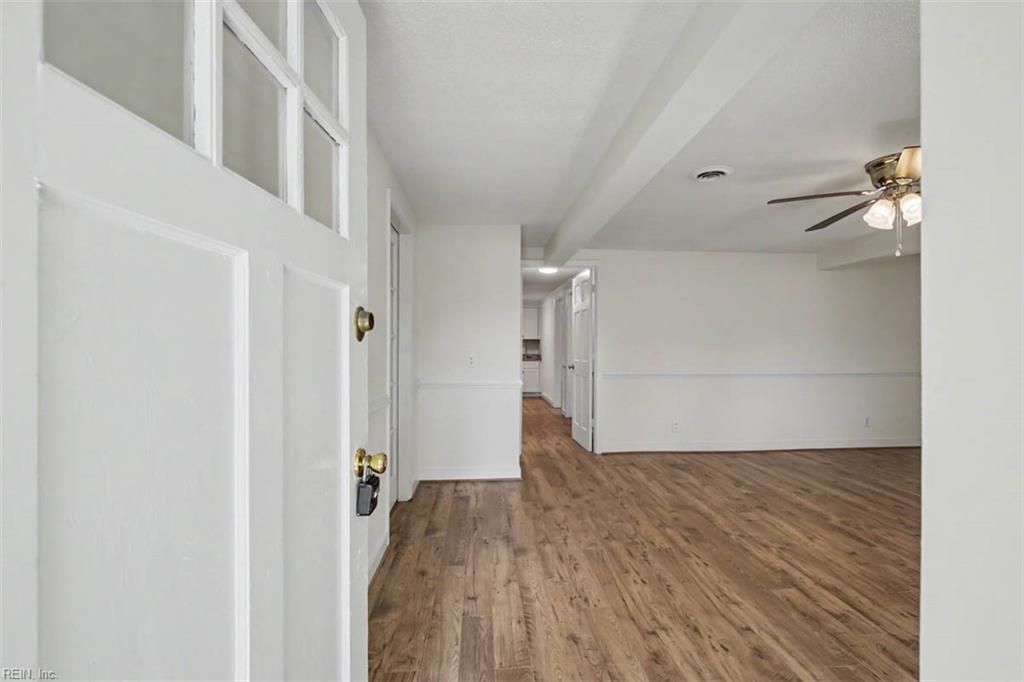 4206 Rose Ln Property Photo 5