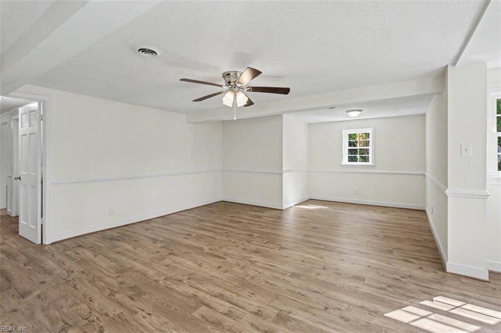 4206 Rose Ln Property Photo 6