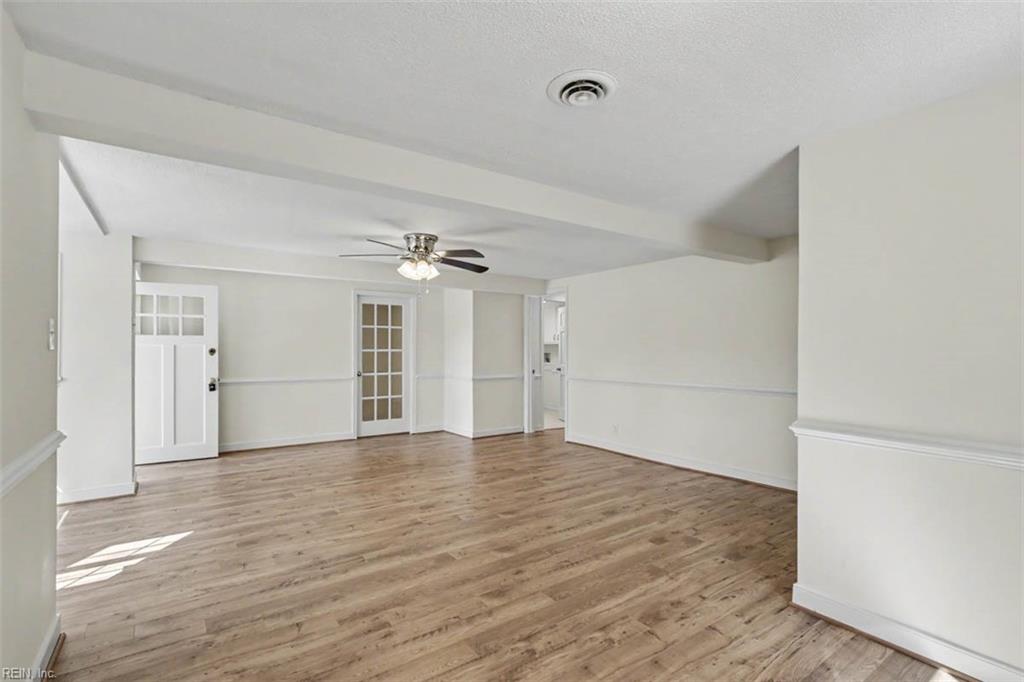 4206 Rose Ln Property Photo 8