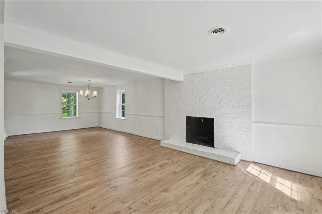 4206 Rose Ln Property Photo 11