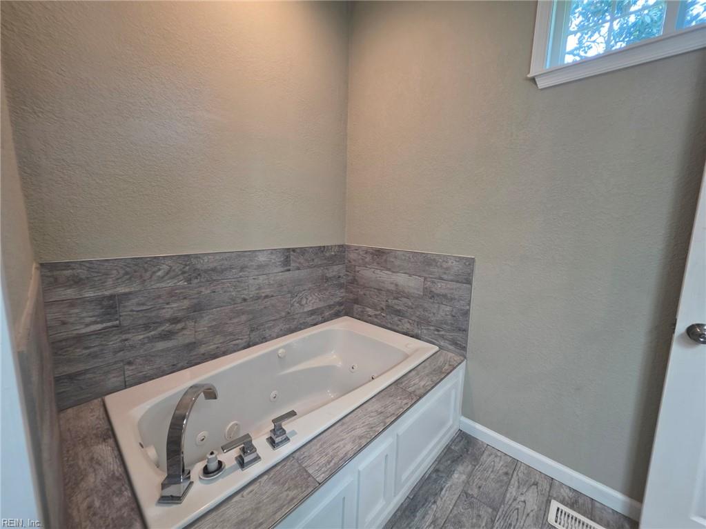 212 Elm Ave Property Photo 23