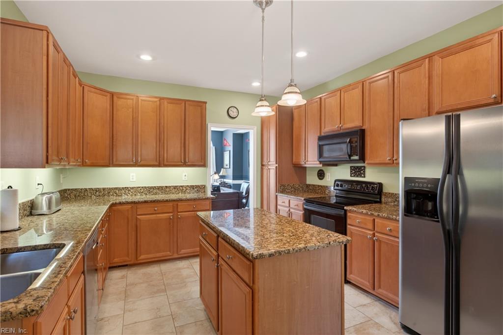2113 Bierce Dr Property Photo 13