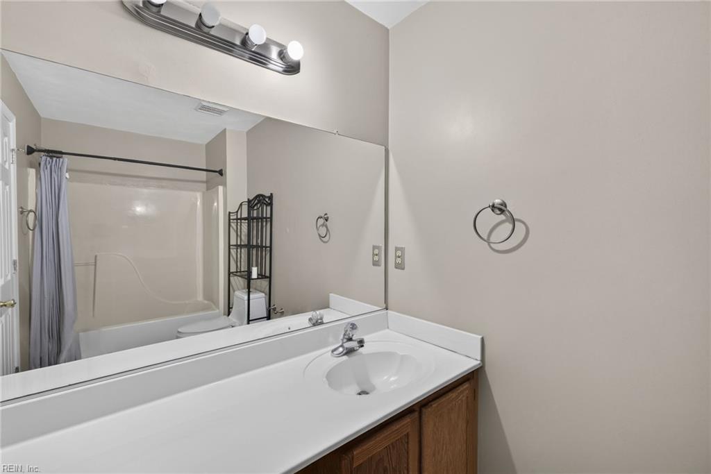 813 Stardale Dr Property Photo 30