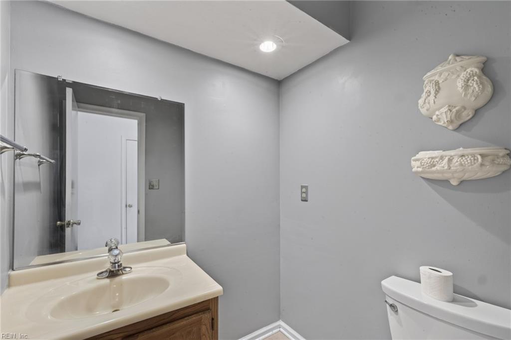 813 Stardale Dr Property Photo 39
