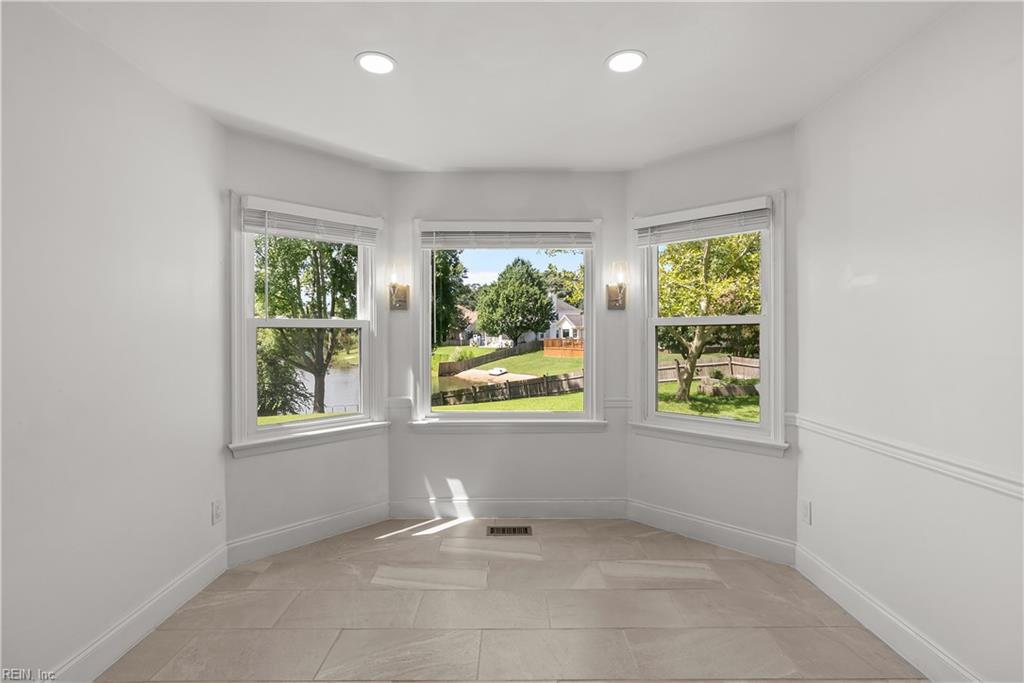 811 Twin Peak Ct Ct Property Photo 10