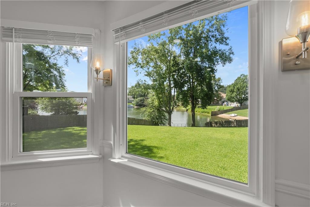 811 Twin Peak Ct Ct Property Photo 11