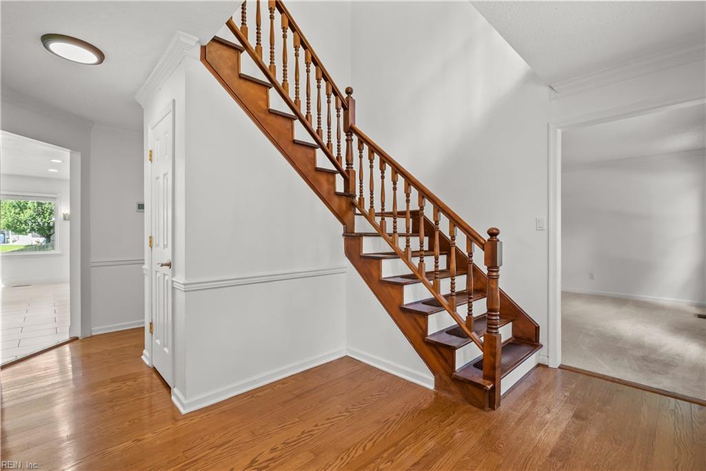 811 Twin Peak Ct Ct Property Photo 17