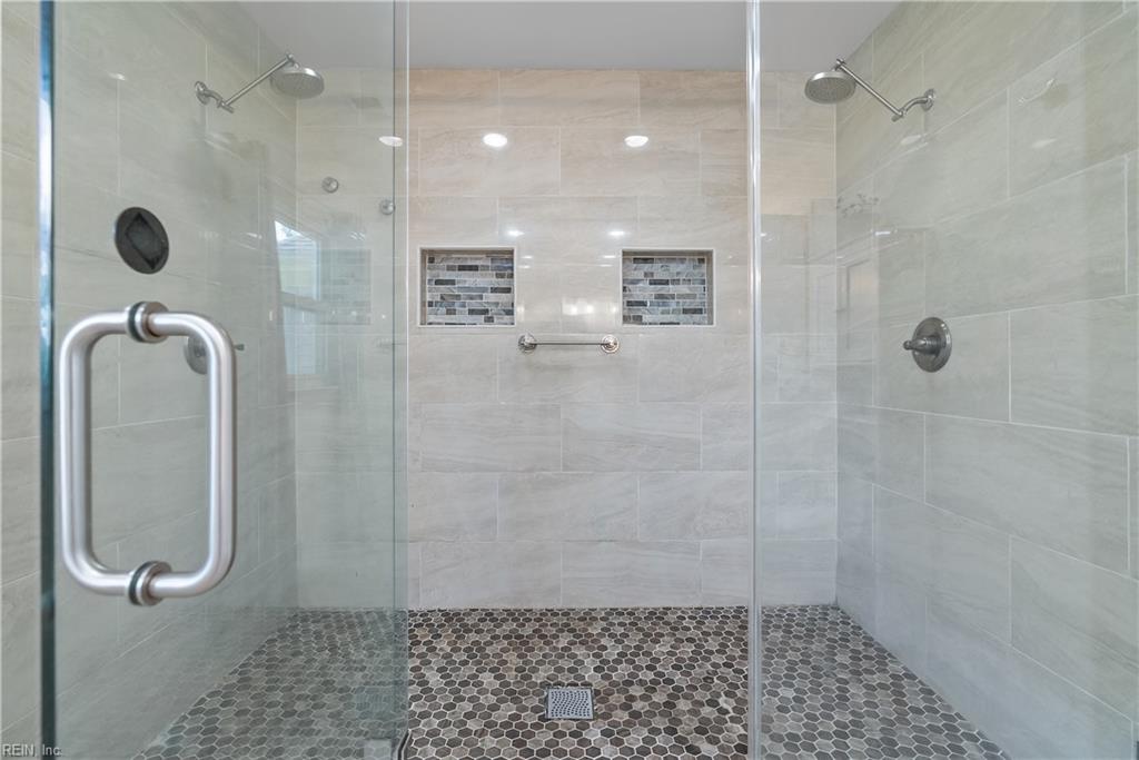 811 Twin Peak Ct Ct Property Photo 24