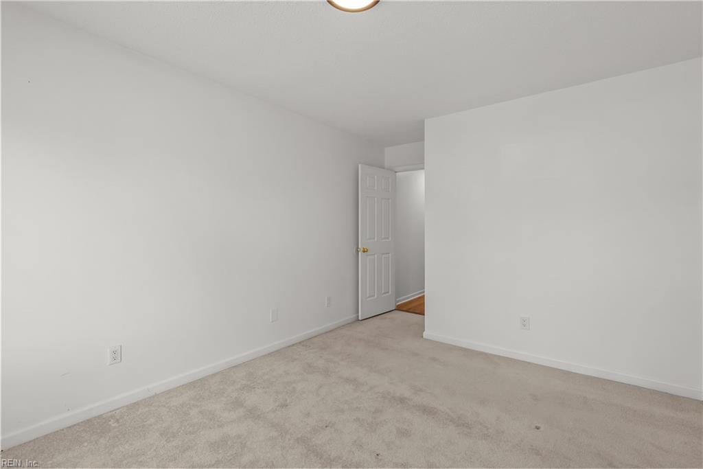 811 Twin Peak Ct Ct Property Photo 29