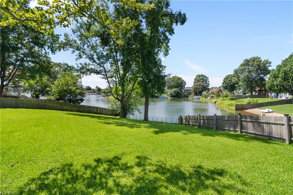 811 Twin Peak Ct Ct Property Photo 34