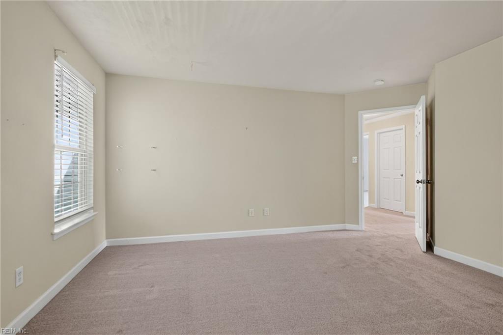 712 Greenfield Ln Property Photo 43