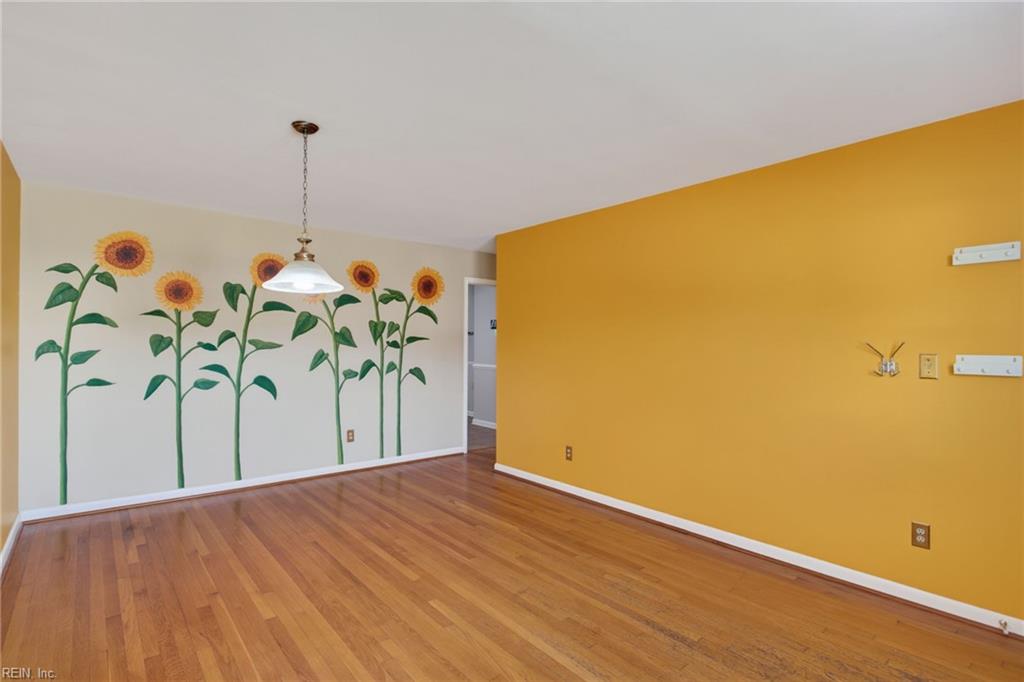 903 Thames Drive Dr Property Photo 3