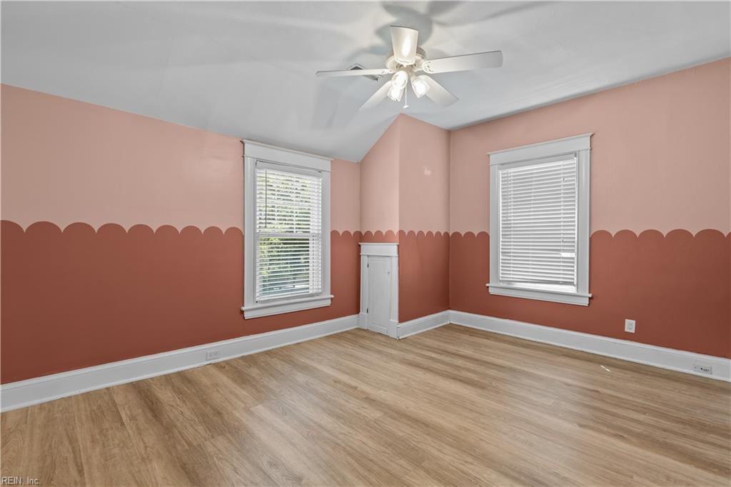 4610 Colonial Ave Property Photo 17