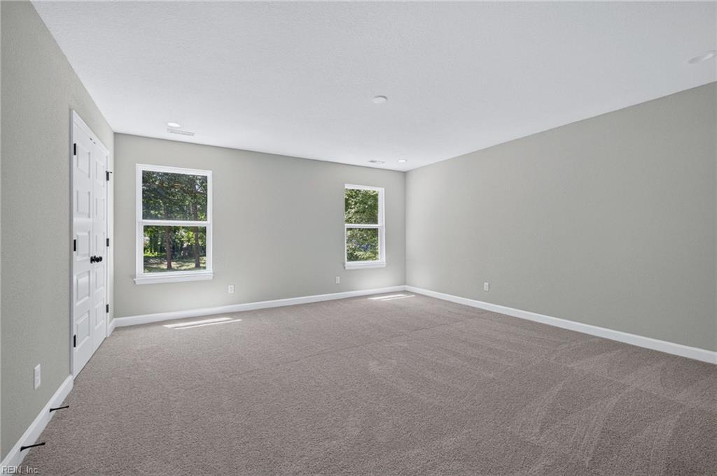 1265 Picadilly St Property Photo 29