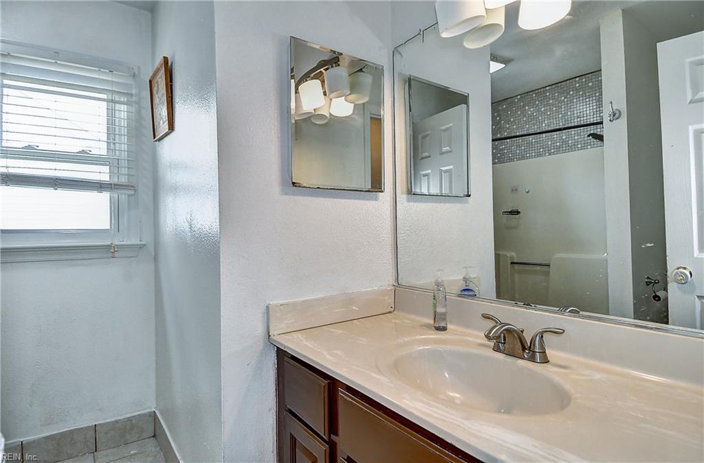 1121 Copper Stone Cir Property Photo 24