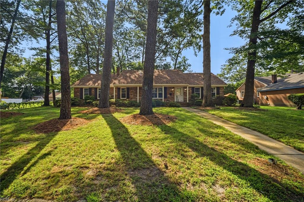 500 Edwin Dr Property Photo 4