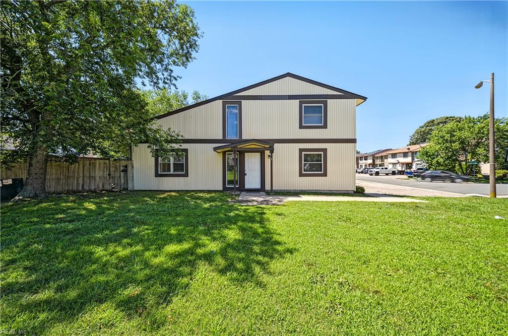 900 Maplehurst CT Property Photo 1