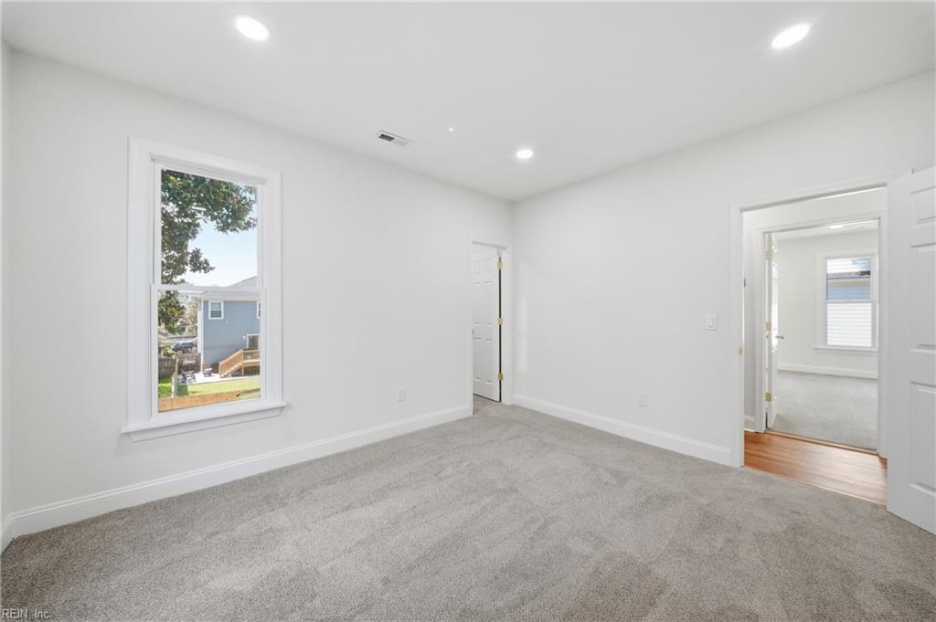 14 Parkview Ave Property Photo 31