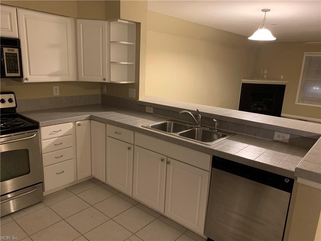 8550 Tidewater Dr Property Photo 3