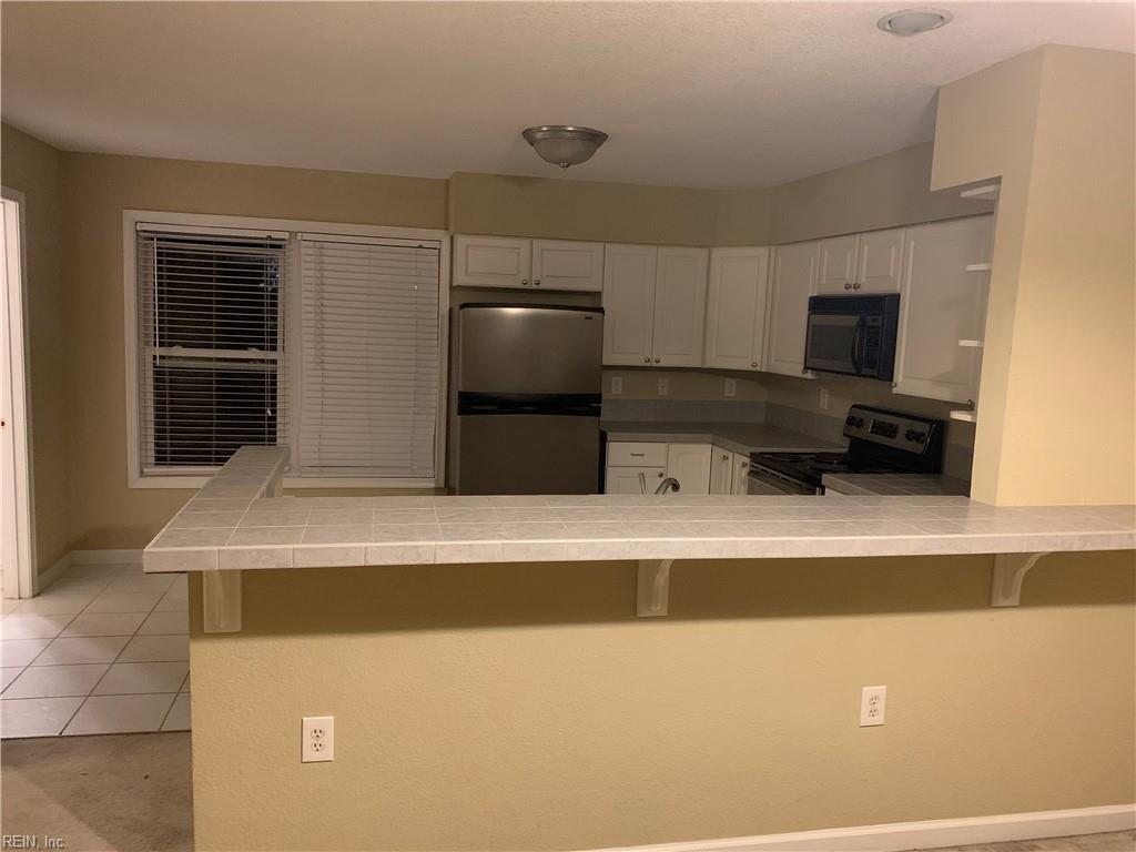 8550 Tidewater Dr Property Photo 4