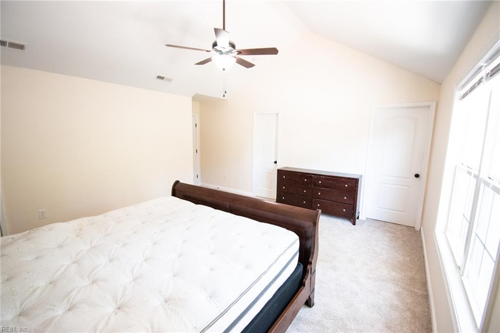 900 Baltimore St Property Photo 26