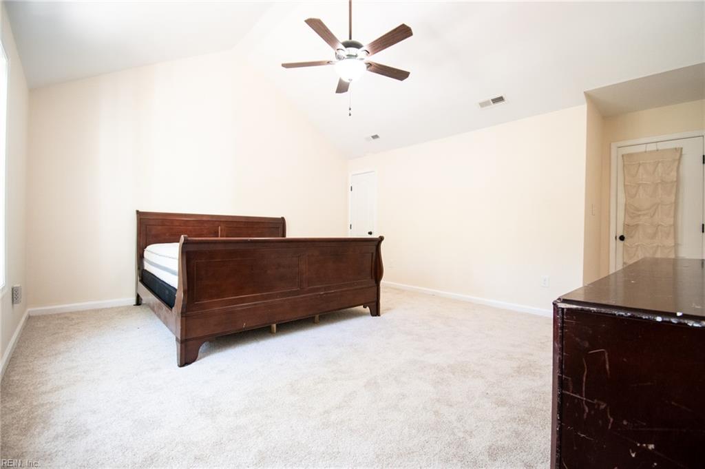 900 Baltimore St Property Photo 27