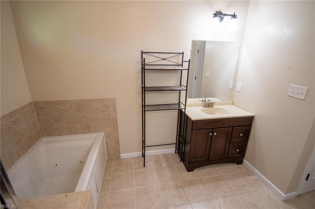 900 Baltimore St Property Photo 35