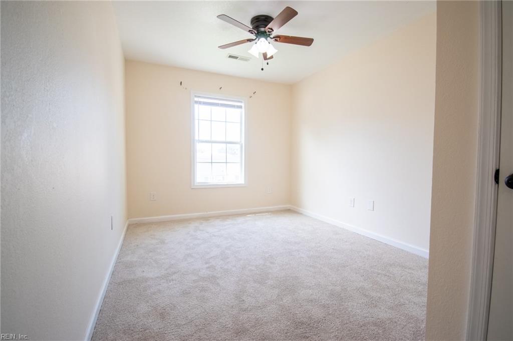 900 Baltimore St Property Photo 38