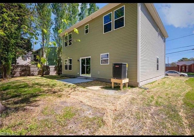 1436 Atlantic Ave Property Photo 3
