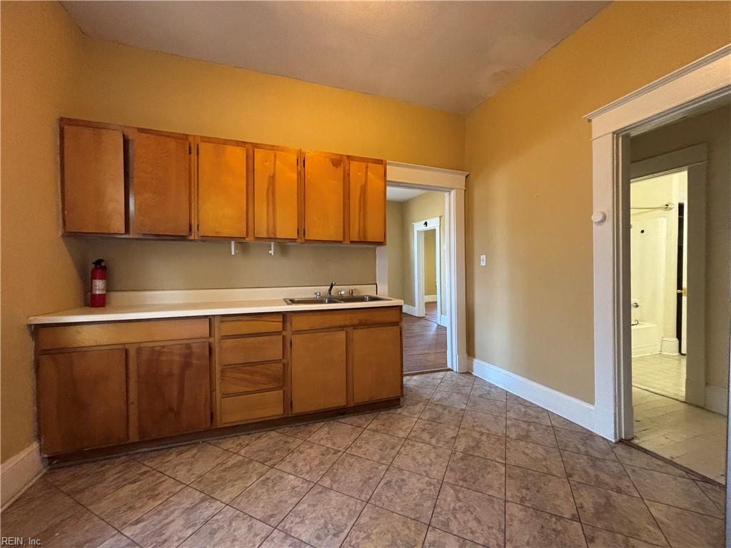 301 S High St Property Photo 15