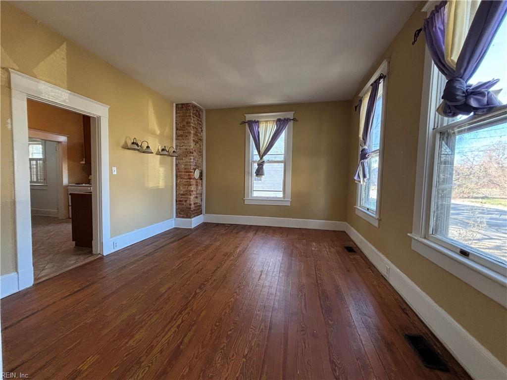 301 S High St Property Photo 22
