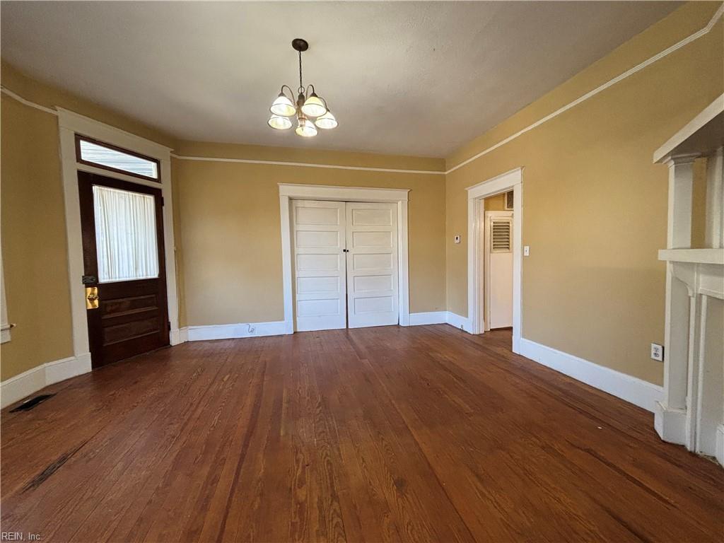 301 S High St Property Photo 24