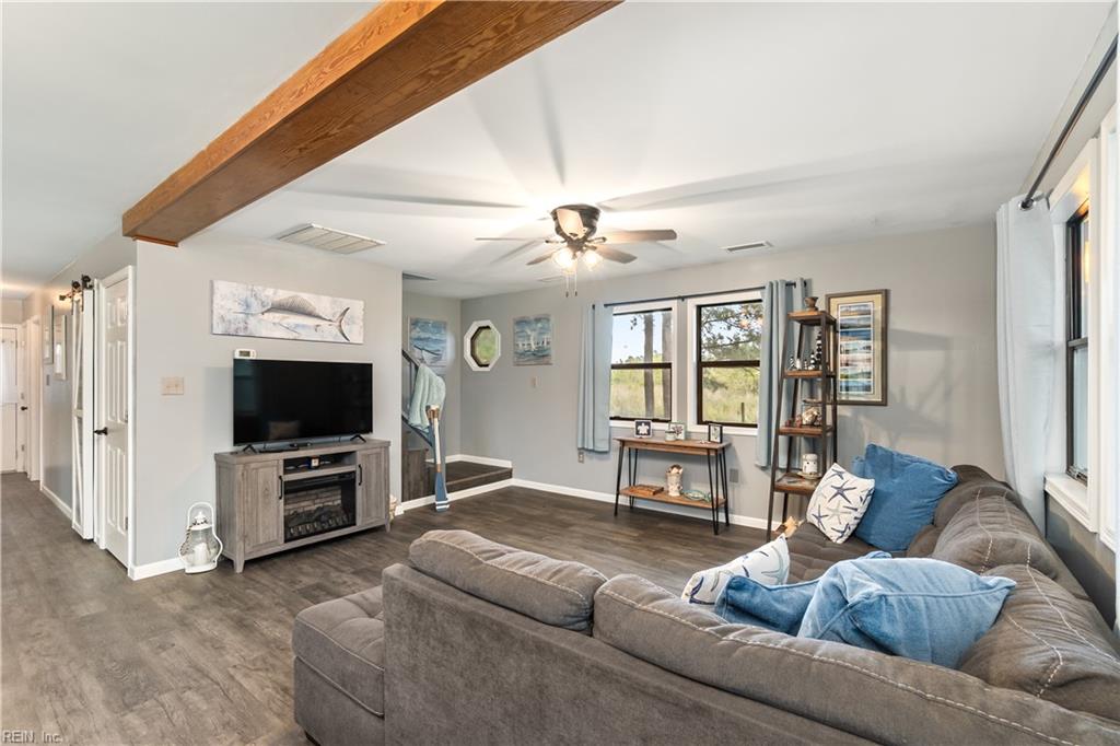 109 Blue Heron Rd Property Photo 8