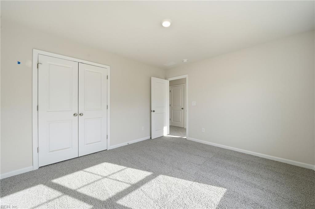 1004 Eastport Pl Property Photo 23