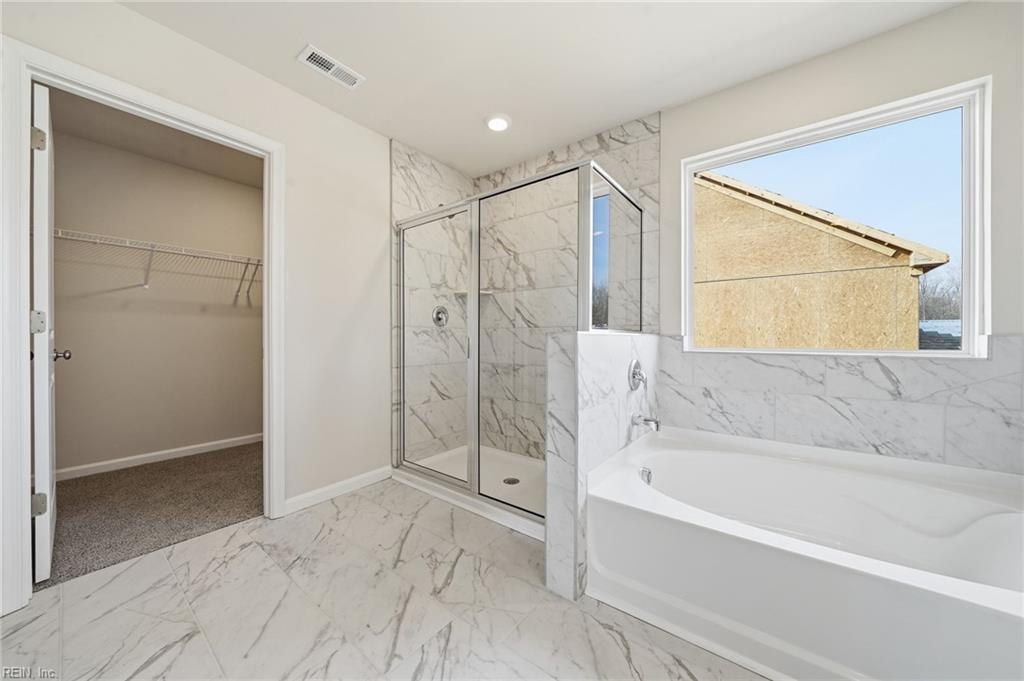 1004 Eastport Pl Property Photo 28