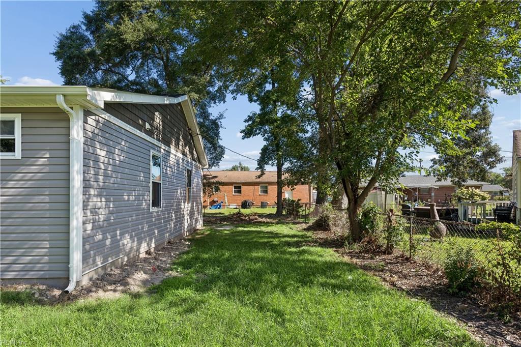 116 Latham Dr Property Photo 6