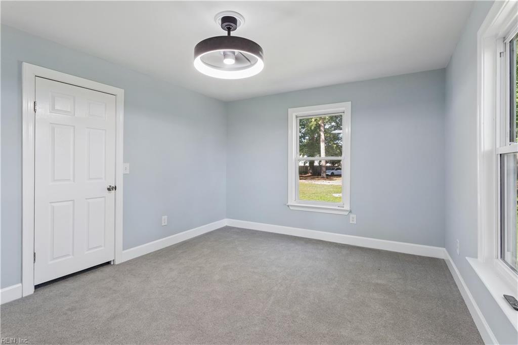 116 Latham Dr Property Photo 24
