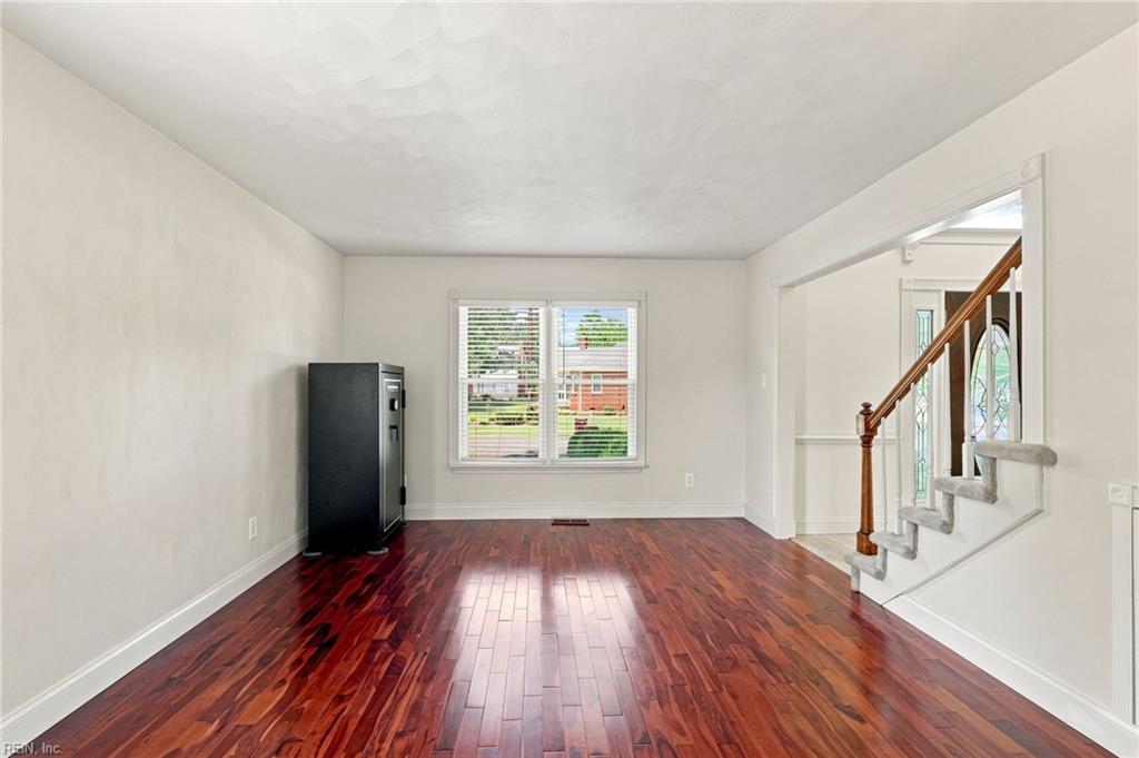 608 Archer Ct Property Photo 12