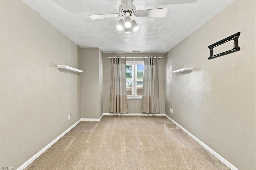 608 Archer Ct Property Photo 24