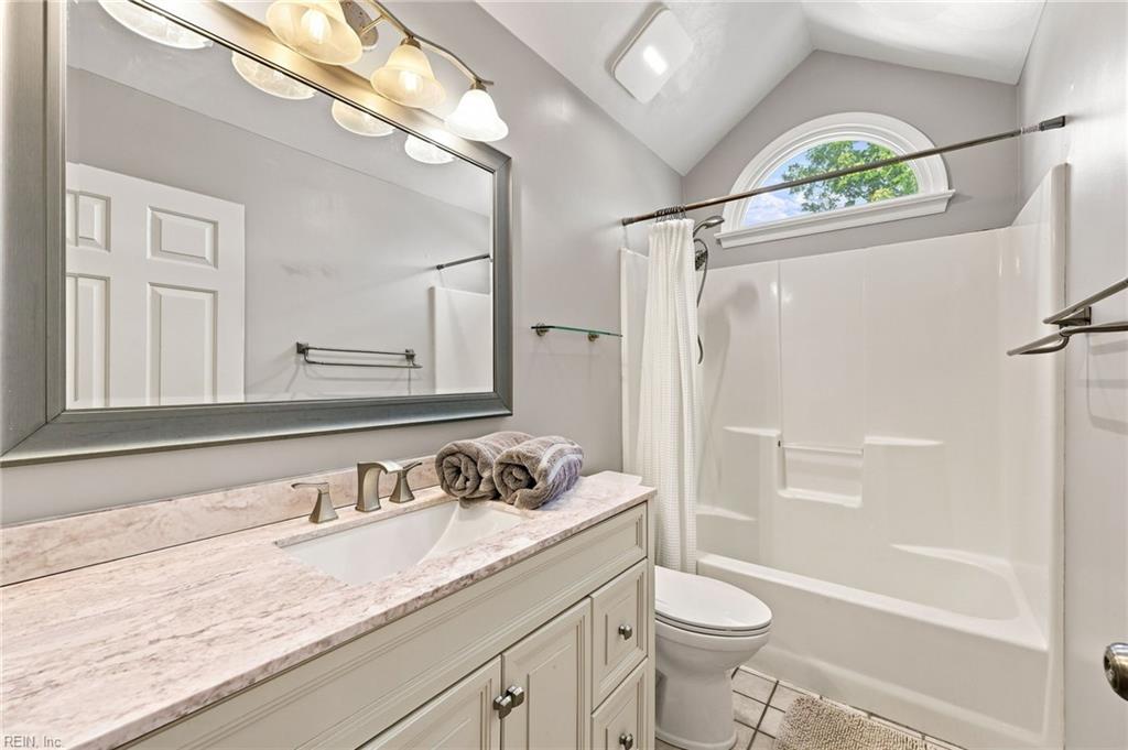 608 Archer Ct Property Photo 26