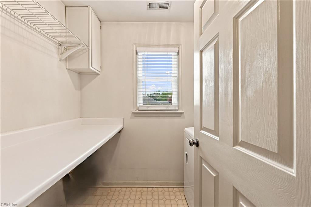 608 Archer Ct Property Photo 29