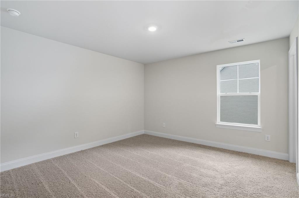 108 Michigan Ave Property Photo 8