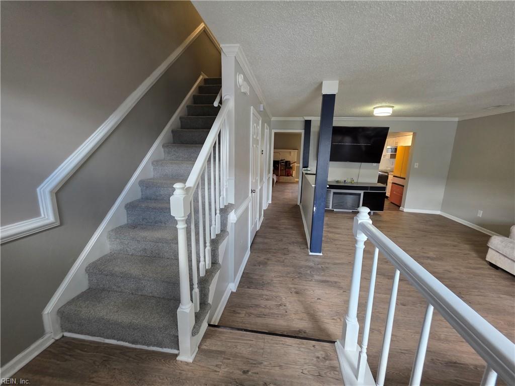 206 Weller Blvd Property Photo 2