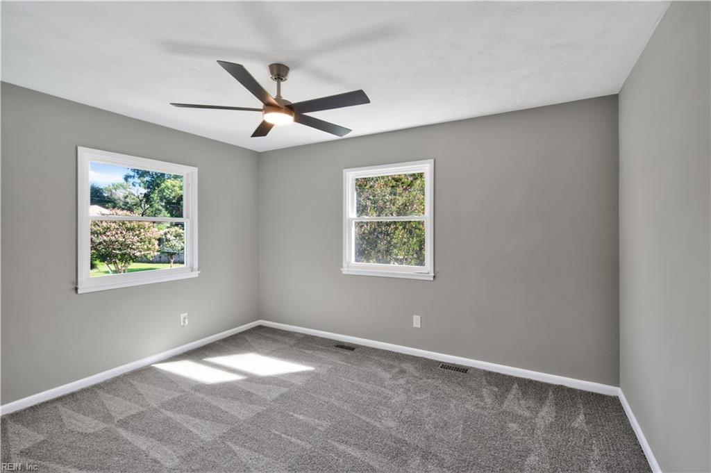 40 Southwind Dr Property Photo 25